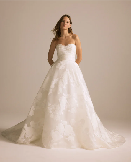 Amsale Nouvelle Trunk Show