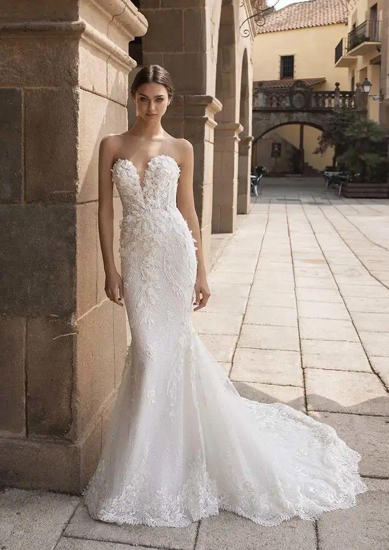 Pronovias