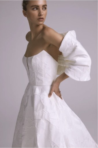 Amsale Style #Thea #5 Silk White thumbnail