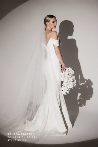 Romona Keveza Collection Style #Amaryllis #1 default Pearl thumbnail