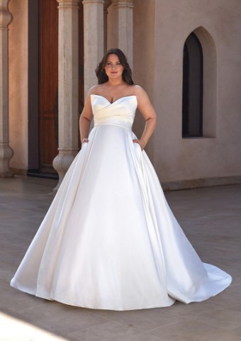 Pronovias Style #Landon #0 default Off White thumbnail
