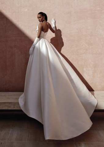 Pronovias Style #Landon #2 Off White thumbnail