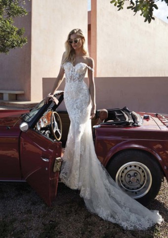 Pronovias Style #Phuket #4 Off White thumbnail