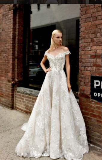 Stephen Yearick Style #Henrietta (gown only) #0 default As Sampled thumbnail